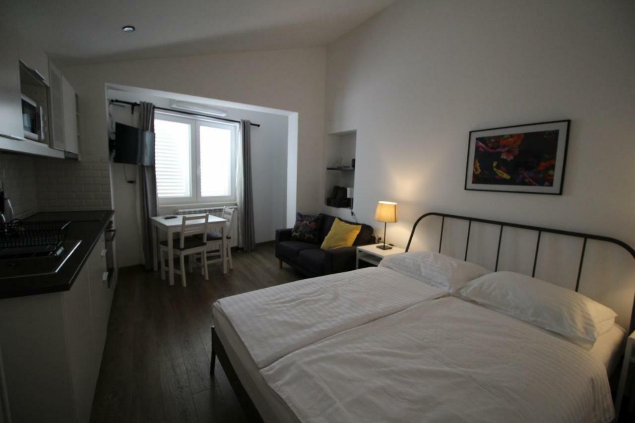 Apartments Ivan Zaton Zaton  Eksteriør bilde